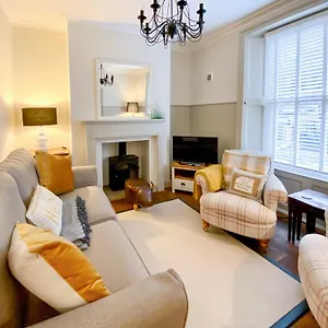  Holiday home Darton